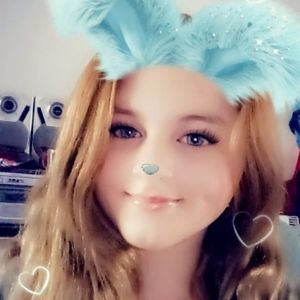 Meet your Posher, Tabitha